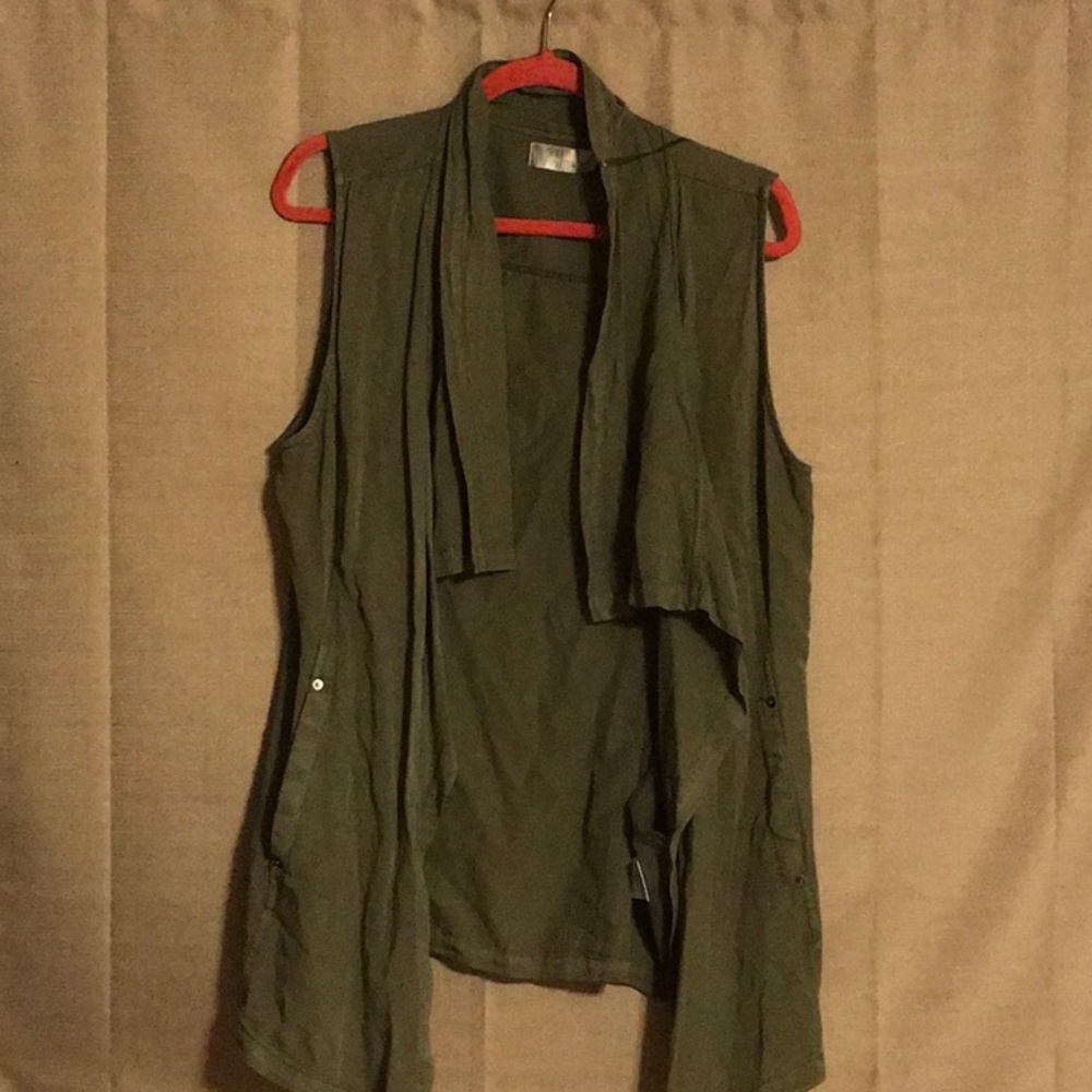 Time and Tru size Lg. Hunter Green